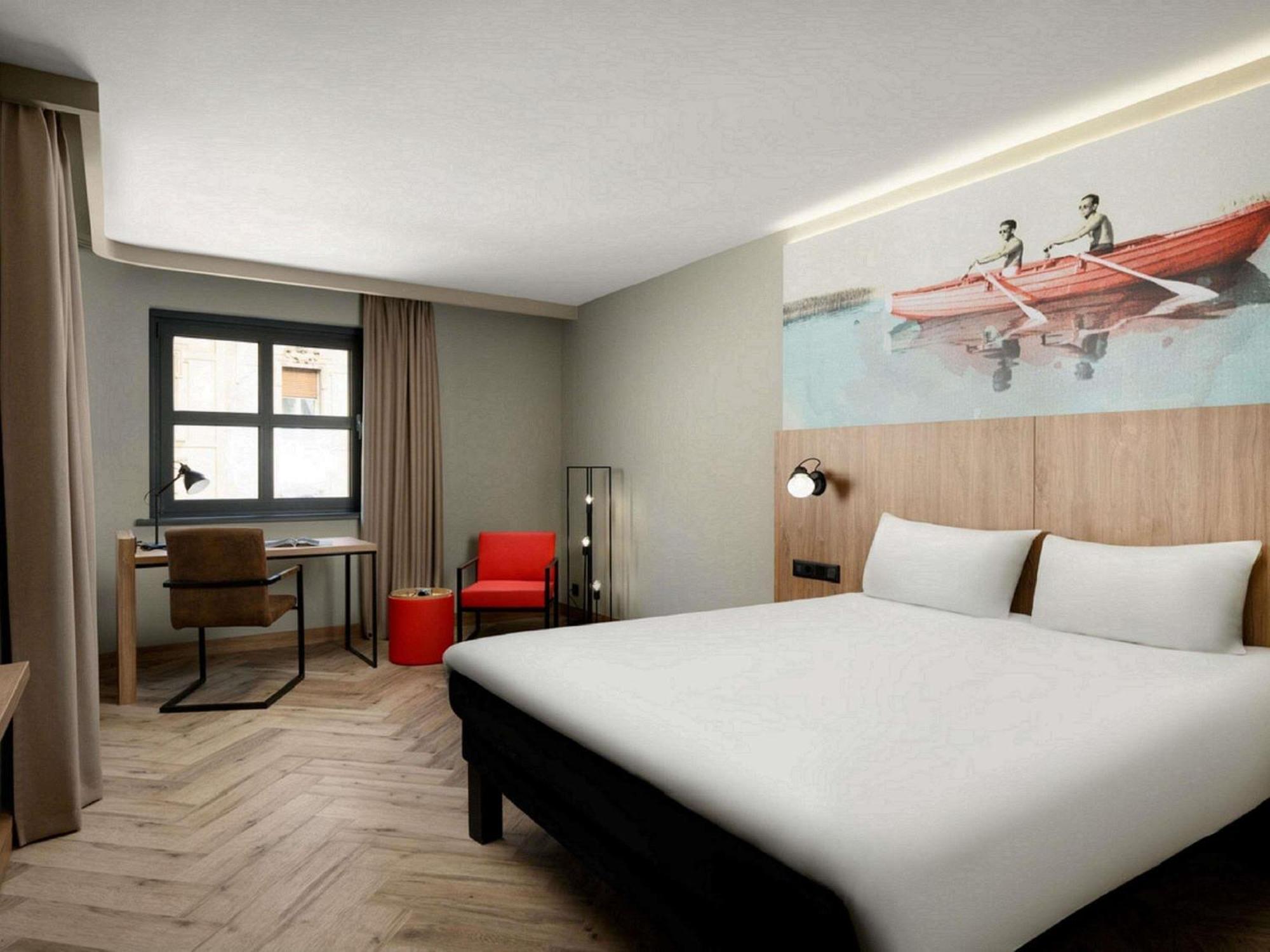 Superior King Room - City Side/Disability Access